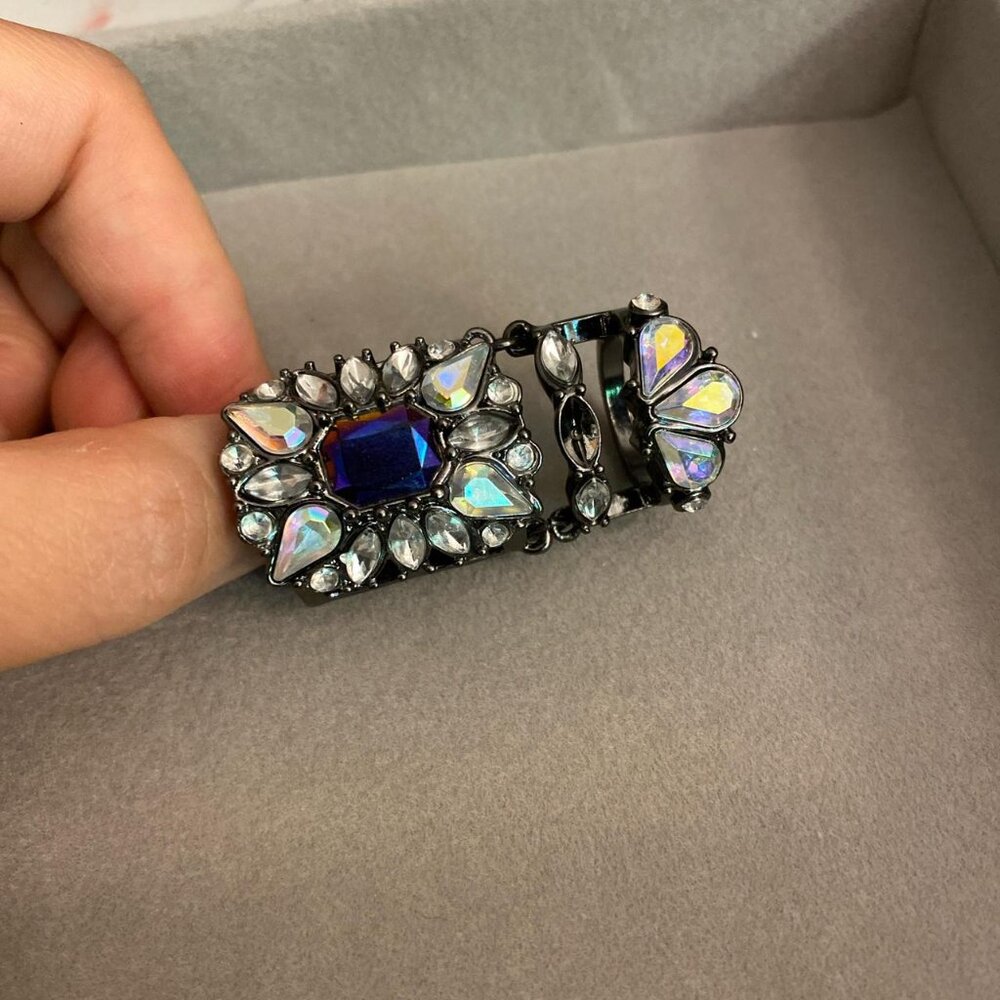 ring - Picture 2 of 4
